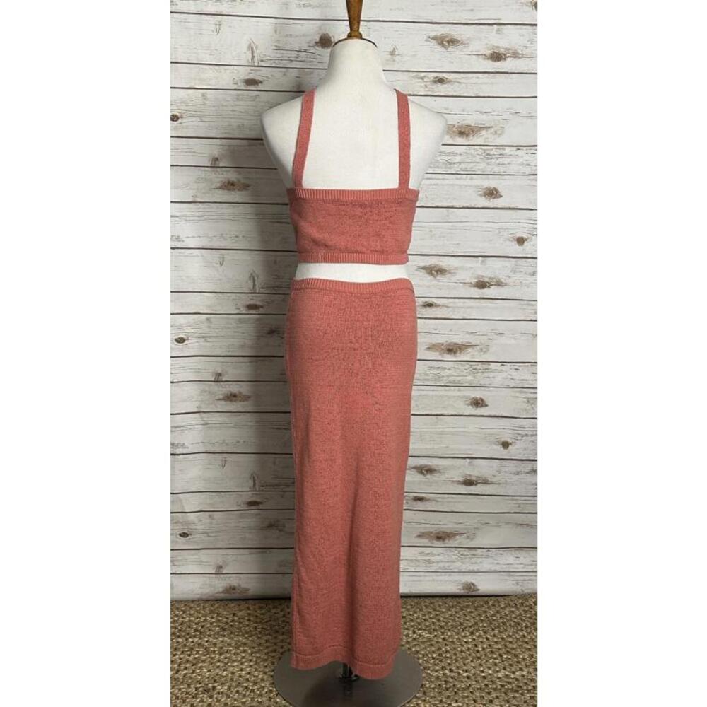 Express vacation resort coral knit cutout halter bodycon maxi dress Medium - Picture 4 of 6